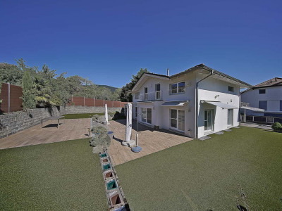 Exclusivité - Propriété coup de coeur, villa individuelle au calme image 6