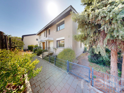 Doppelhaushälfte mit Garten und viel Gestaltungspotenzial image 1