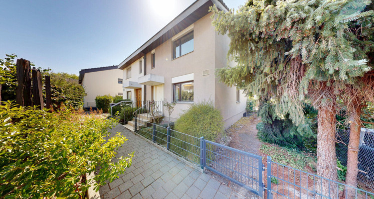 Doppelhaushälfte mit Garten und viel Gestaltungspotenzial image 1