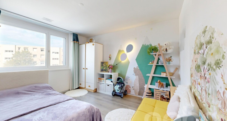 Moderne 4.5-Zimmer-Wohnung an der Bauzonengrenze image 8
