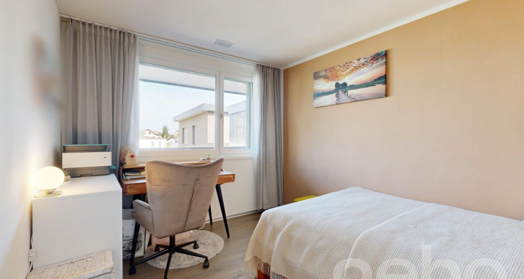 Moderne 4.5-Zimmer-Wohnung an der Bauzonengrenze image 10