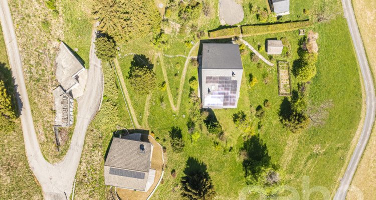Exclusif: Grand chalet de trois chambres avec 2 garages image 11