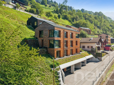 Moderne 2.5 Zimmer Wohnung mit Bergsicht in Küblis image 1