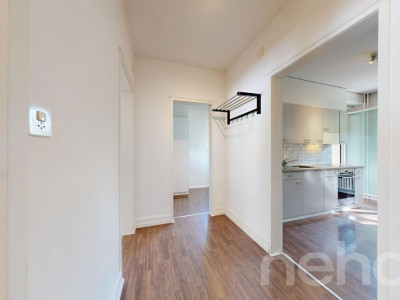 Charmante 2.5-Zimmer-Wohnung mit eigener Garage im Monbijou image 2