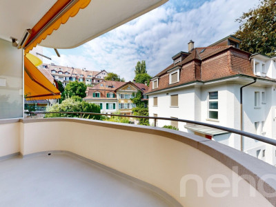 Charmante 2.5-Zimmer-Wohnung mit eigener Garage im Monbijou image 10