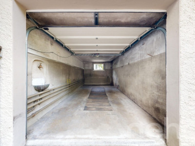 Charmante 2.5-Zimmer-Wohnung mit eigener Garage im Monbijou image 11