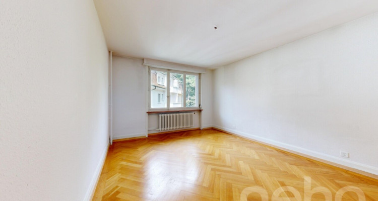 Charmante 2.5-Zimmer-Wohnung mit eigener Garage im Monbijou image 4