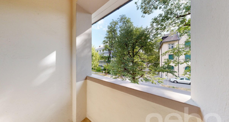 Charmante 2.5-Zimmer-Wohnung mit eigener Garage im Monbijou image 9