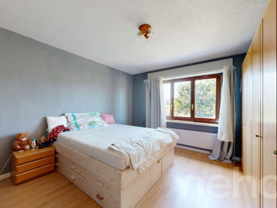 Vielseitiges Zweifamilienhaus mit unverbaubarer Weitsicht image 5