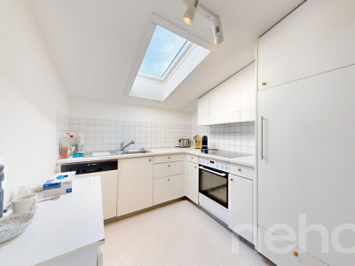 Vielseitiges Zweifamilienhaus mit unverbaubarer Weitsicht image 9