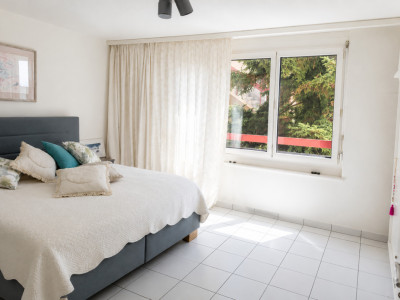 🏡 Perle rare denviron 75 m² avec grande terrasse & vue imprenable sur le Lac L image 3