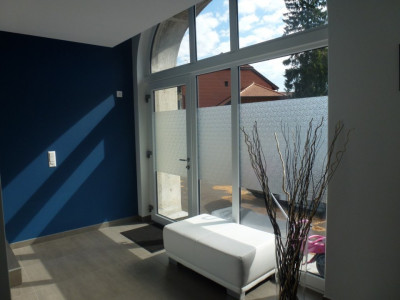 Spacieux duplex de 220m2 dans ancienne ferme rénovée à Essertines sur Rolle image 4