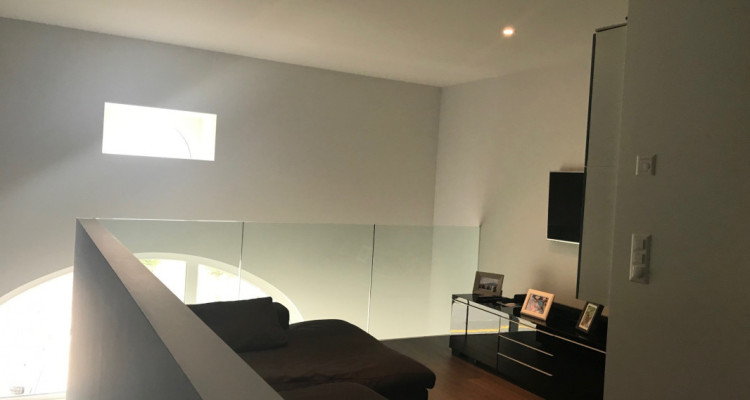 Spacieux duplex de 220m2 dans ancienne ferme rénovée à Essertines sur Rolle image 7