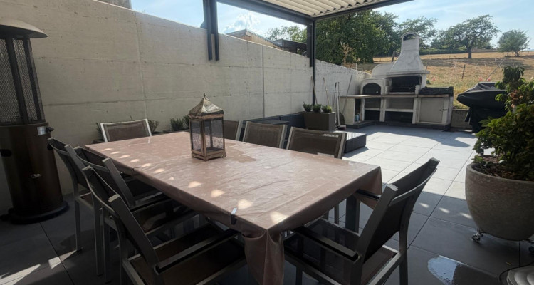 Spacieux duplex de 220m2 dans ancienne ferme rénovée à Essertines sur Rolle image 8