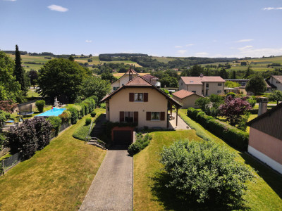 Villa individuelle de 6.5 pièces avec grand jardin de 1618 m2 image 3
