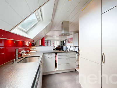Aussergewöhnliche 5.5-Zimmer-Maisonette mit Wellnessbereich image 4