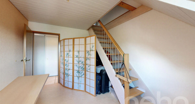Aussergewöhnliche 5.5-Zimmer-Maisonette mit Wellnessbereich image 8