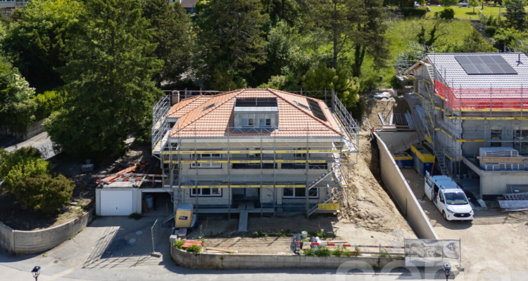 Opportunité rare : duplex neuf prêt à être livré, vue sur les Alpes image 4