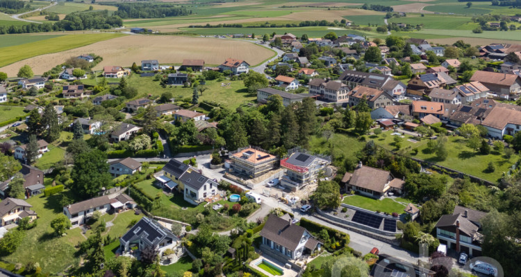 Opportunité rare : duplex neuf prêt à être livré, vue sur les Alpes image 5