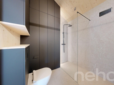 Neubau-Dachgeschosswohnung mit besonderer Architektur und Bergsicht image 11