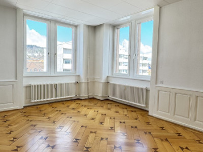 4 pièces lumineux proche gare, 89 m², ascenseur | La Chaux-de-Fonds image 1