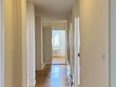 4 pièces lumineux proche gare, 89 m², ascenseur | La Chaux-de-Fonds image 2