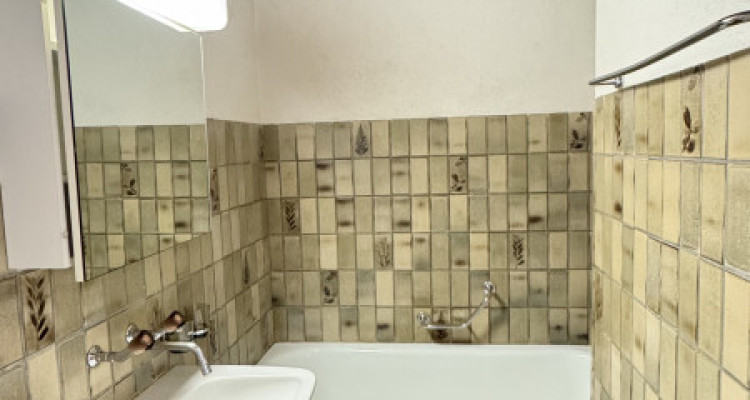 4 pièces lumineux proche gare, 89 m², ascenseur | La Chaux-de-Fonds image 9