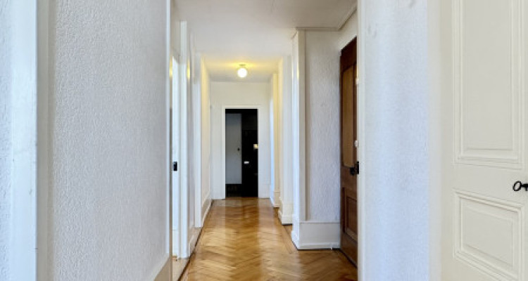4 pièces lumineux proche gare, 89 m², ascenseur | La Chaux-de-Fonds image 13