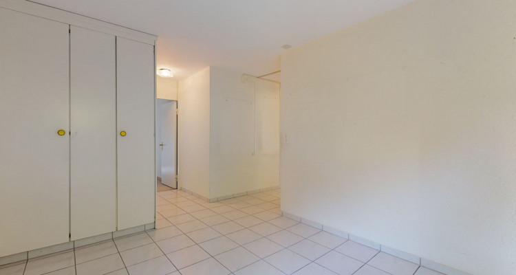 Sonnige 4.5 Zimmer Gartenwohnung im attraktiven Würzenbach-Quartier image 9