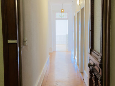 Superbe appartement de caractère de 4 pièces – emplacement premium proche gare image 1