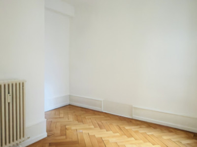 Superbe appartement de caractère de 4 pièces – emplacement premium proche gare image 6