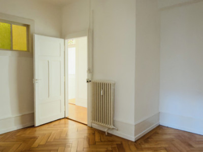 Superbe appartement de caractère de 4 pièces – emplacement premium proche gare image 8