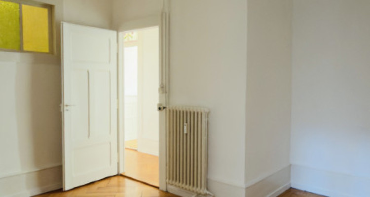 Superbe appartement de caractère de 4 pièces – emplacement premium proche gare image 8