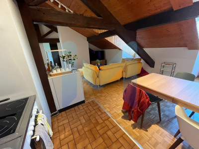 Appartement de 3,5 pièces au 3ème étage sans ascenseur à Genève 1202 image 2