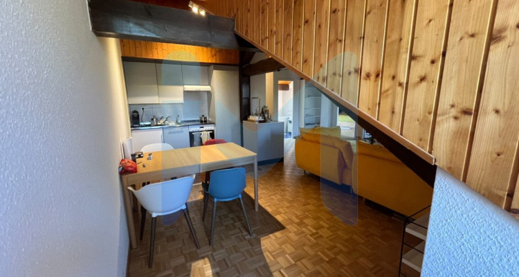 Appartement de 3,5 pièces au 3ème étage sans ascenseur à Genève 1202 image 5