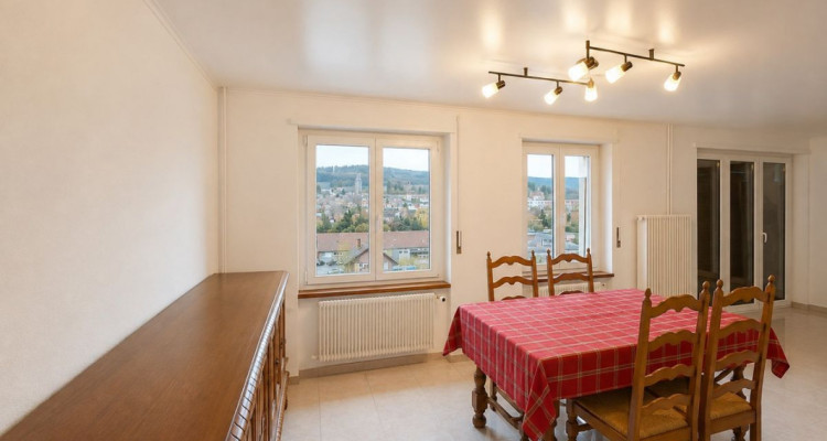 Spacieux appartement de 3,5 pièces avec deux balcons et ascenseur image 2