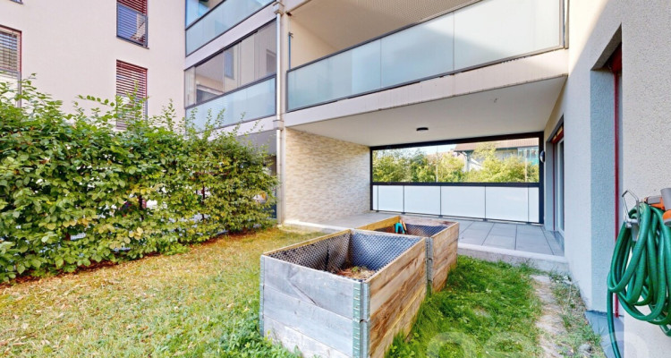 Moderne 4.5-Zimmer-Gartenwohnung mit grosszügiger Terrasse image 11
