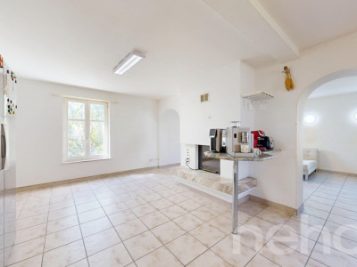 Charmantes 5.5 Zimmer Einfamilienhaus mit zusätzlichen Räumlichkeiten image 4