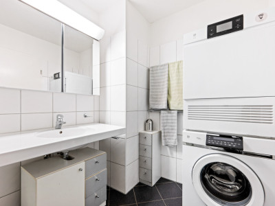 Helle 5.5-Zimmer-Dach-Maisonette-Wohnung mit Ausblick image 11