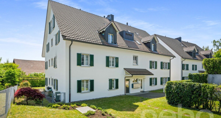 Helle 5.5-Zimmer-Dach-Maisonette-Wohnung mit Ausblick image 2