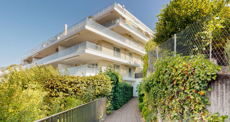 Rare appartement 2.5 pièces avec vue panoramique image 1
