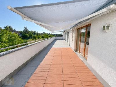 Attikawohnung mit 230 m2 Terrasse, Privatlift und Seesicht image 9