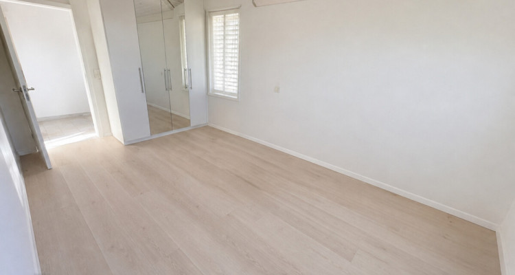 Attikawohnung mit 230 m2 Terrasse, Privatlift und Seesicht image 12