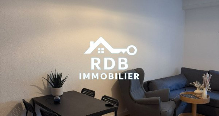 Appartement de 4 pièces au 1er étage situé à Acacias 1227 image 3