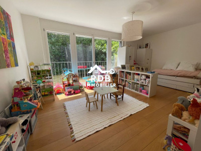 Magnifique appartement de 4 pièces au rez-de-chaussée situé à Genève 1208  image 5