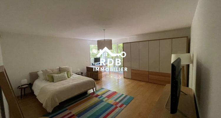Magnifique appartement de 4 pièces au rez-de-chaussée situé à Genève 1208  image 6