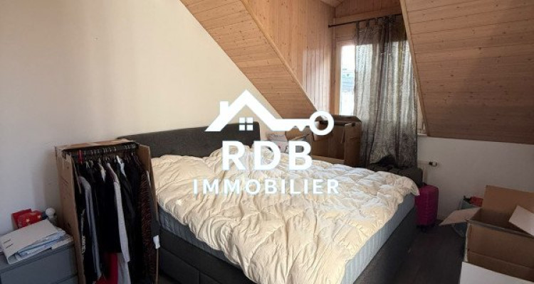 Appartement de 4 pièces au 3ème étage sans ascenseur situé à Chêne-Bourg 1225 image 3