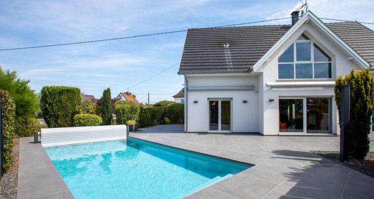 Villa dexception avec piscine aux portes de Bâle, en France image 7