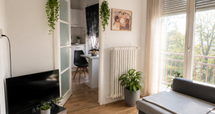 🏡 Grand studio aménagé (type 2.5 pièces) à Renens image 2