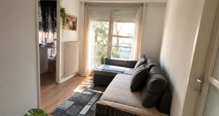 🏡 Grand studio aménagé (type 2.5 pièces) à Renens image 1